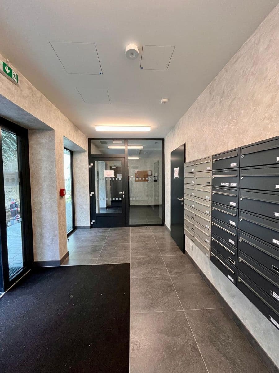 Pronájem bytu 1+kk 40 m², Bratislavská, Brno, Jihomoravský kraj Pronájem bytu 1+kk 40 m², Bratislavská, Brno, Jihomoravský kraj