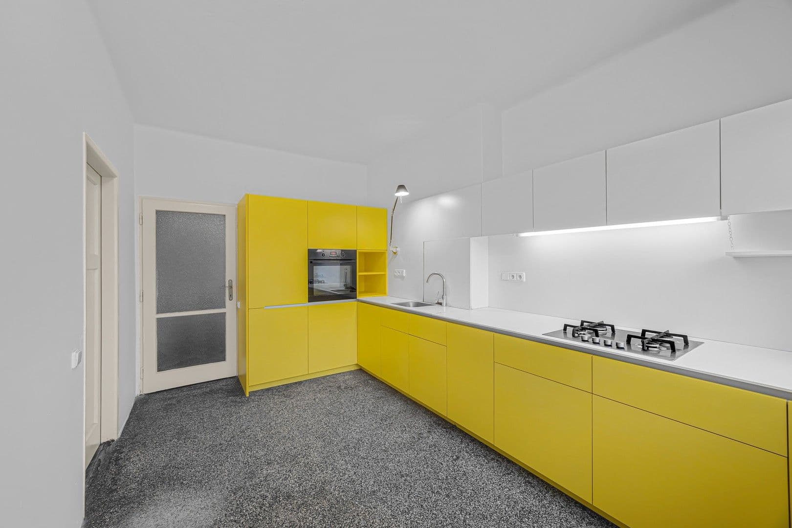 Pronájem bytu 2+1 70 m², Zelenky-Hajského, Praha, Praha Pronájem bytu 2+1 70 m², Zelenky-Hajského, Praha, Praha