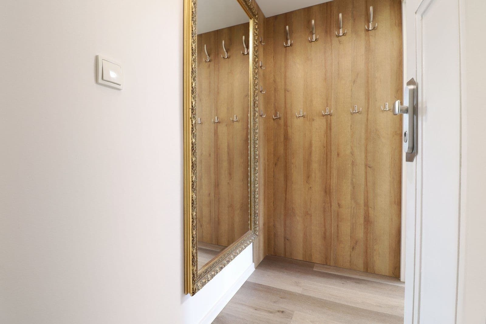 Pronájem bytu 1+kk 25 m², U svobodárny, Praha, Praha Pronájem bytu 1+kk 25 m², U svobodárny, Praha, Praha