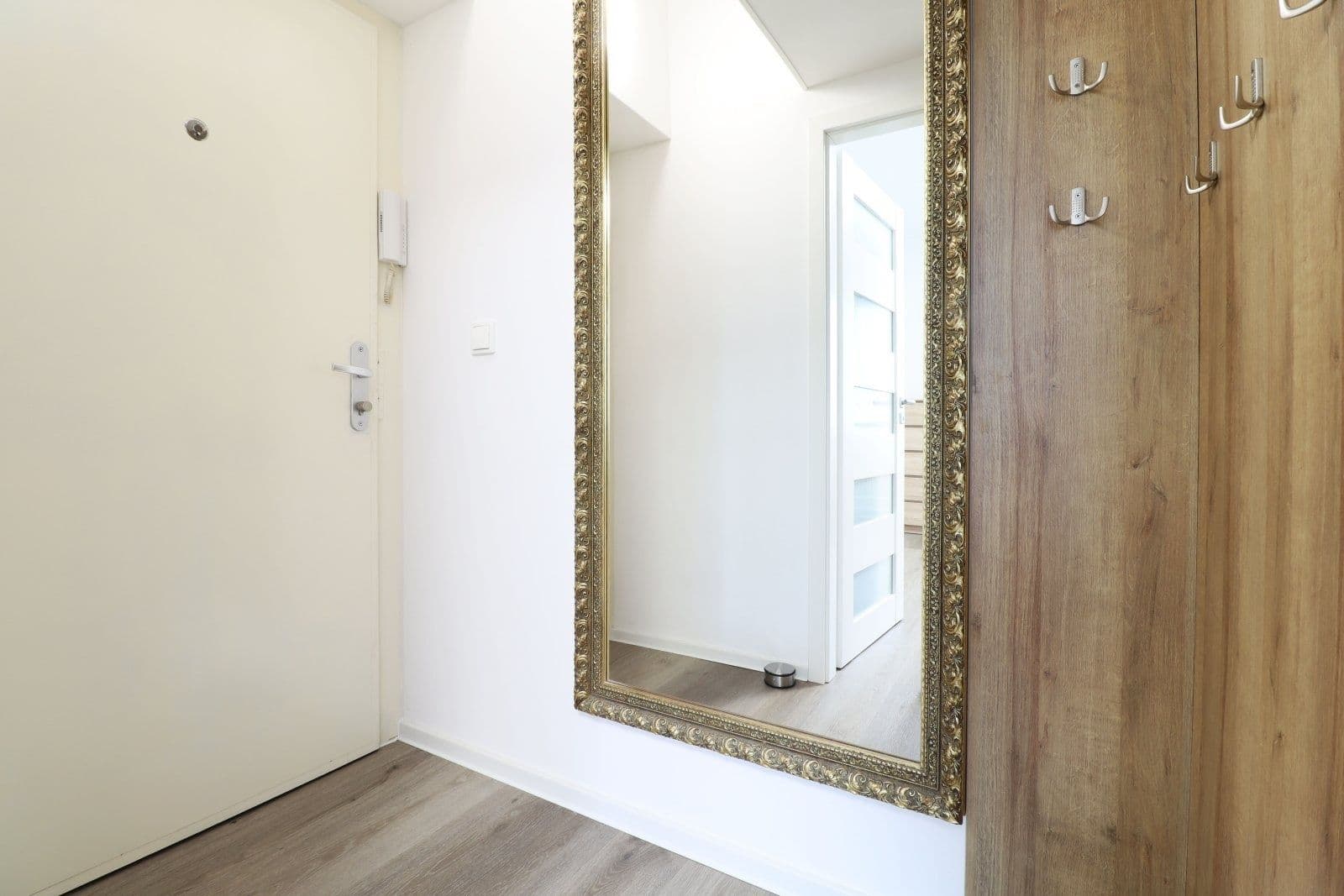 Pronájem bytu 1+kk 25 m², U svobodárny, Praha, Praha Pronájem bytu 1+kk 25 m², U svobodárny, Praha, Praha