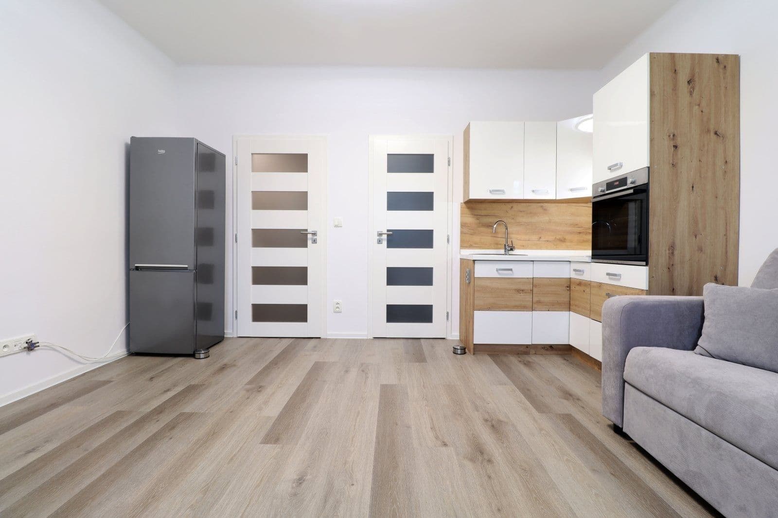 Pronájem bytu 1+kk 25 m², U svobodárny, Praha, Praha Pronájem bytu 1+kk 25 m², U svobodárny, Praha, Praha