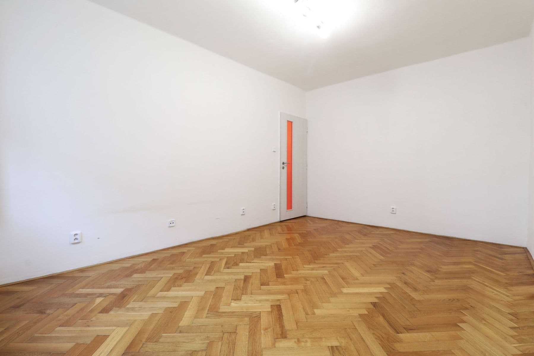 Pronájem bytu 2+1 55 m², Gutova, Praha, Praha Pronájem bytu 2+1 55 m², Gutova, Praha, Praha