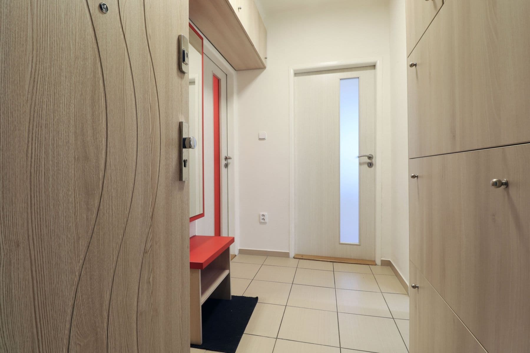 Pronájem bytu 2+1 55 m², Gutova, Praha, Praha Pronájem bytu 2+1 55 m², Gutova, Praha, Praha