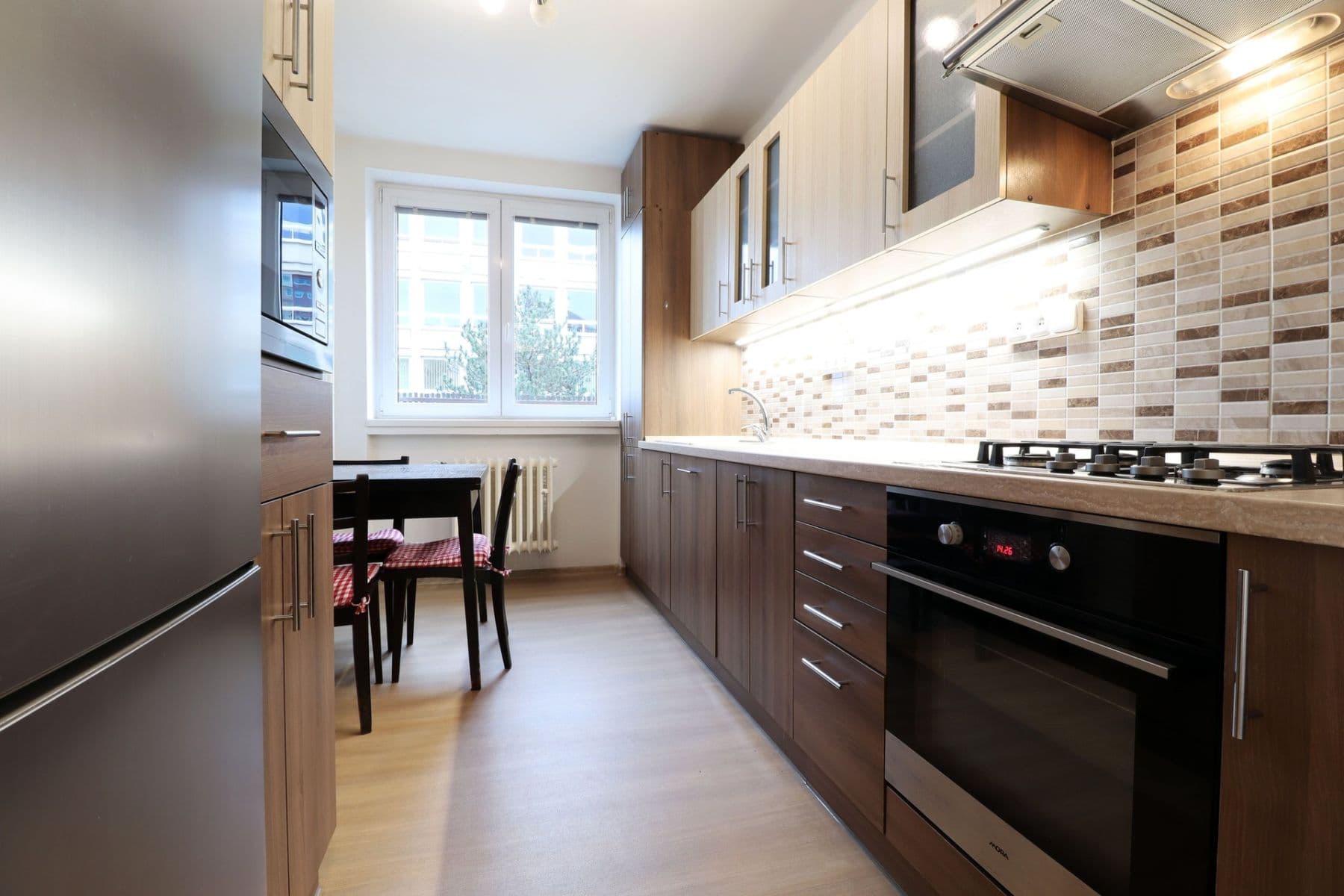 Pronájem bytu 2+1 55 m², Gutova, Praha, Praha Pronájem bytu 2+1 55 m², Gutova, Praha, Praha