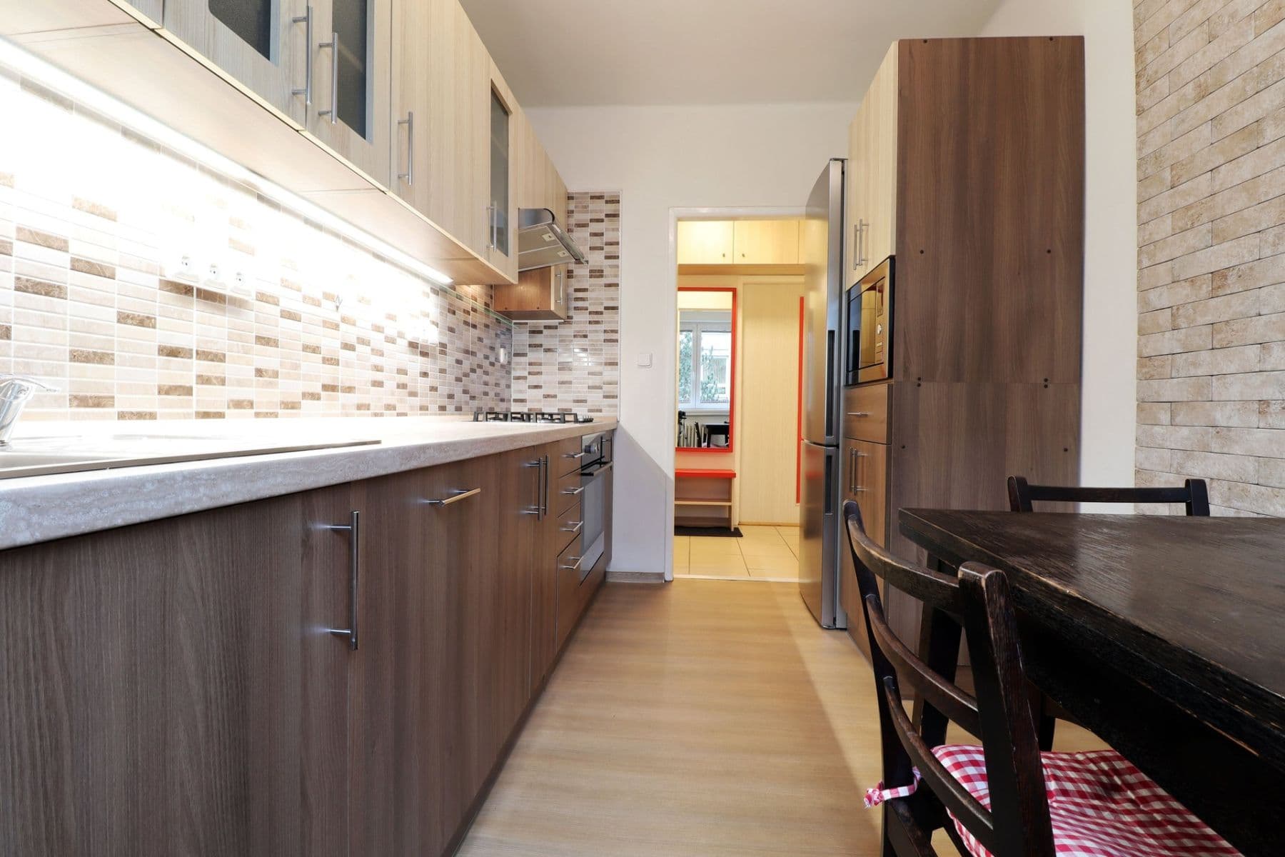 Pronájem bytu 2+1 55 m², Gutova, Praha, Praha Pronájem bytu 2+1 55 m², Gutova, Praha, Praha