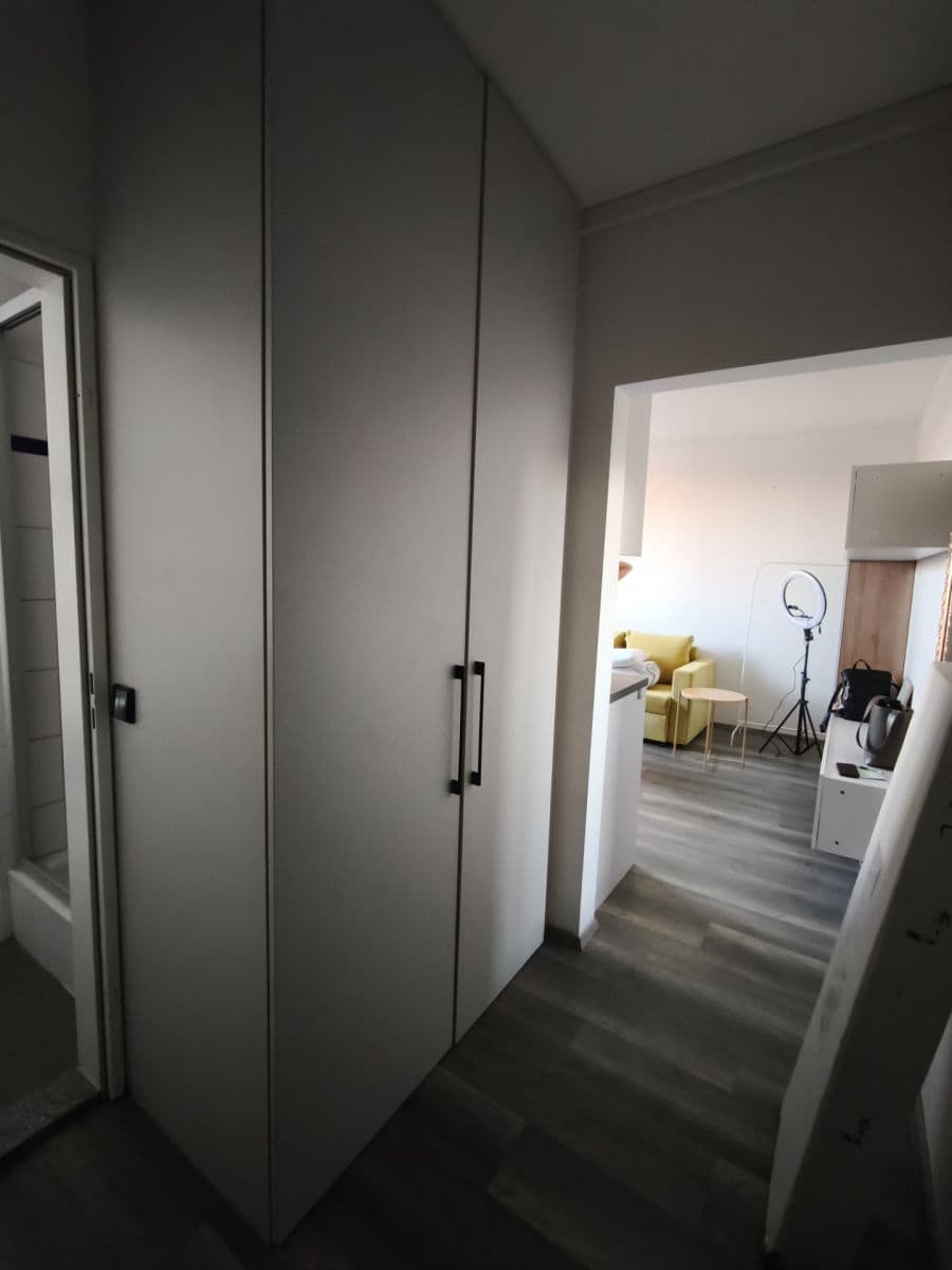 Pronájem bytu 1+kk 23 m², Děčínská, Praha, Praha Pronájem bytu 1+kk 23 m², Děčínská, Praha, Praha