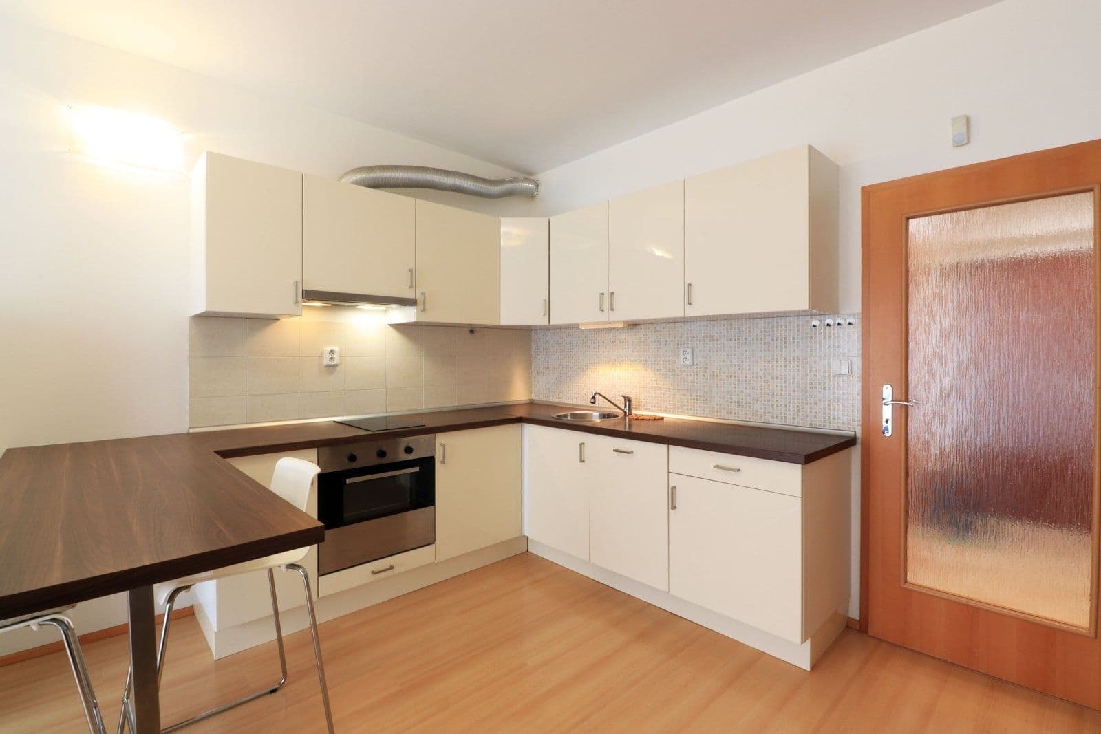 Pronájem bytu 1+kk 29 m², Velenovského, Praha, Praha Pronájem bytu 1+kk 29 m², Velenovského, Praha, Praha