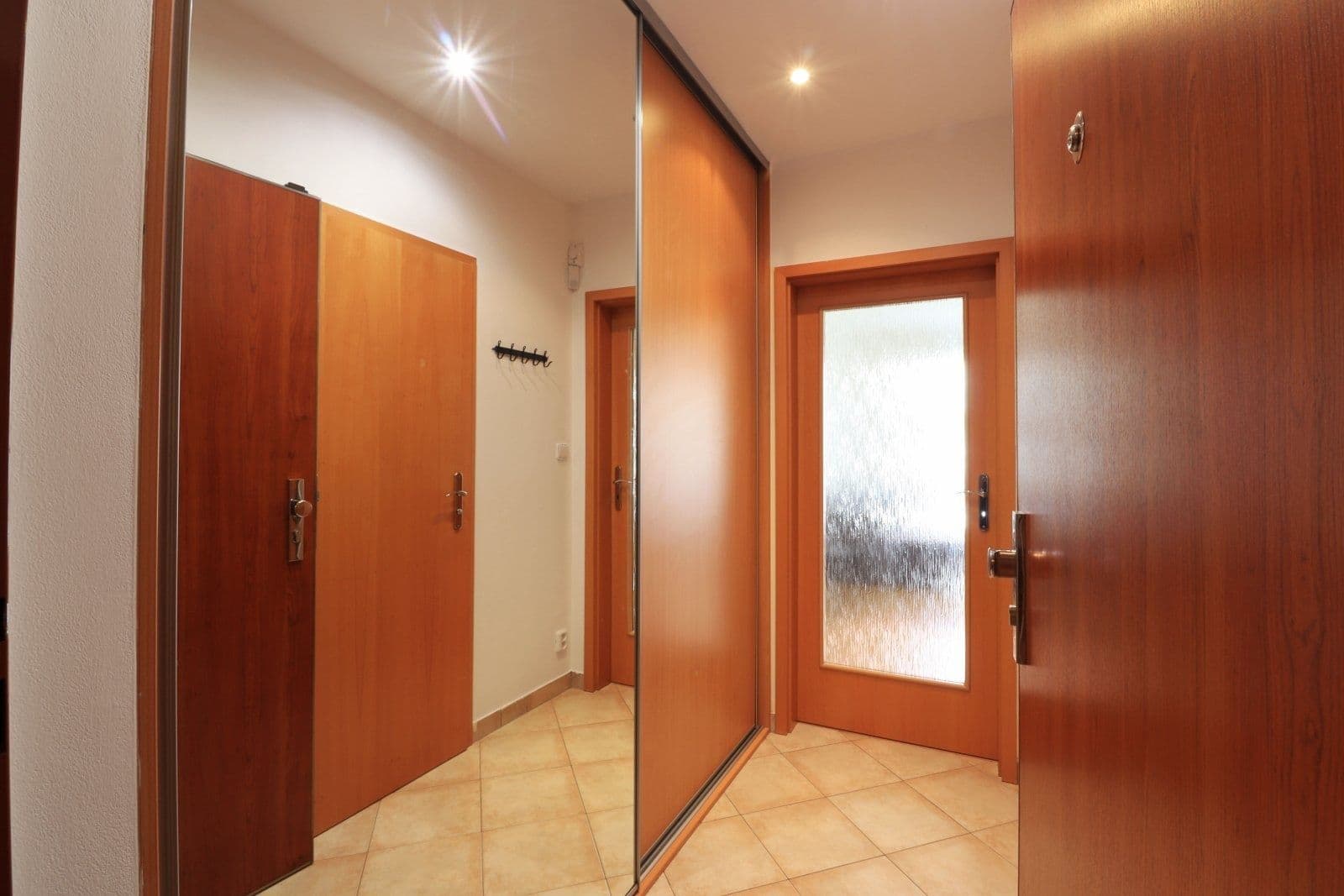 Pronájem bytu 1+kk 29 m², Velenovského, Praha, Praha Pronájem bytu 1+kk 29 m², Velenovského, Praha, Praha