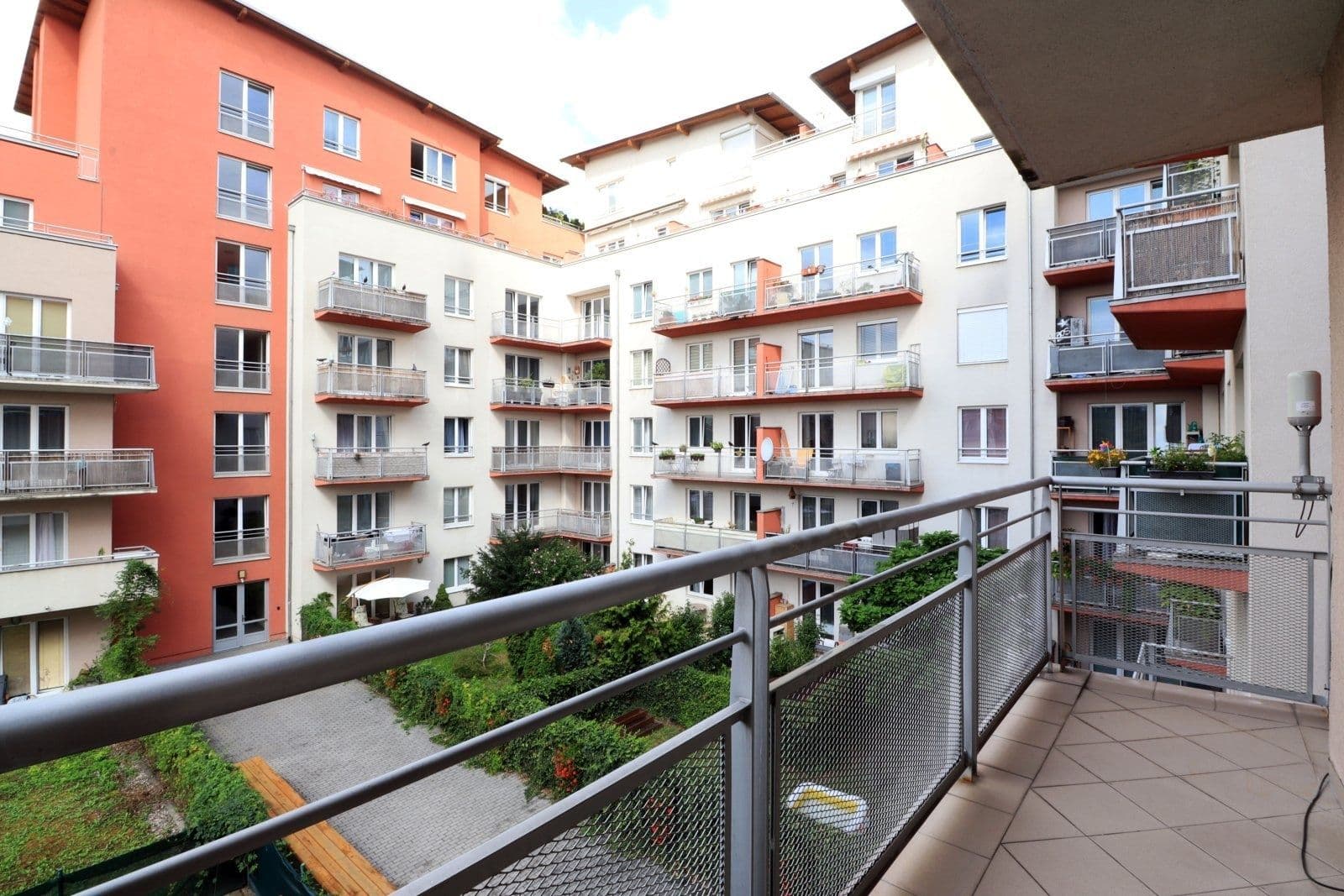 Pronájem bytu 1+kk 29 m², Velenovského, Praha, Praha Pronájem bytu 1+kk 29 m², Velenovského, Praha, Praha