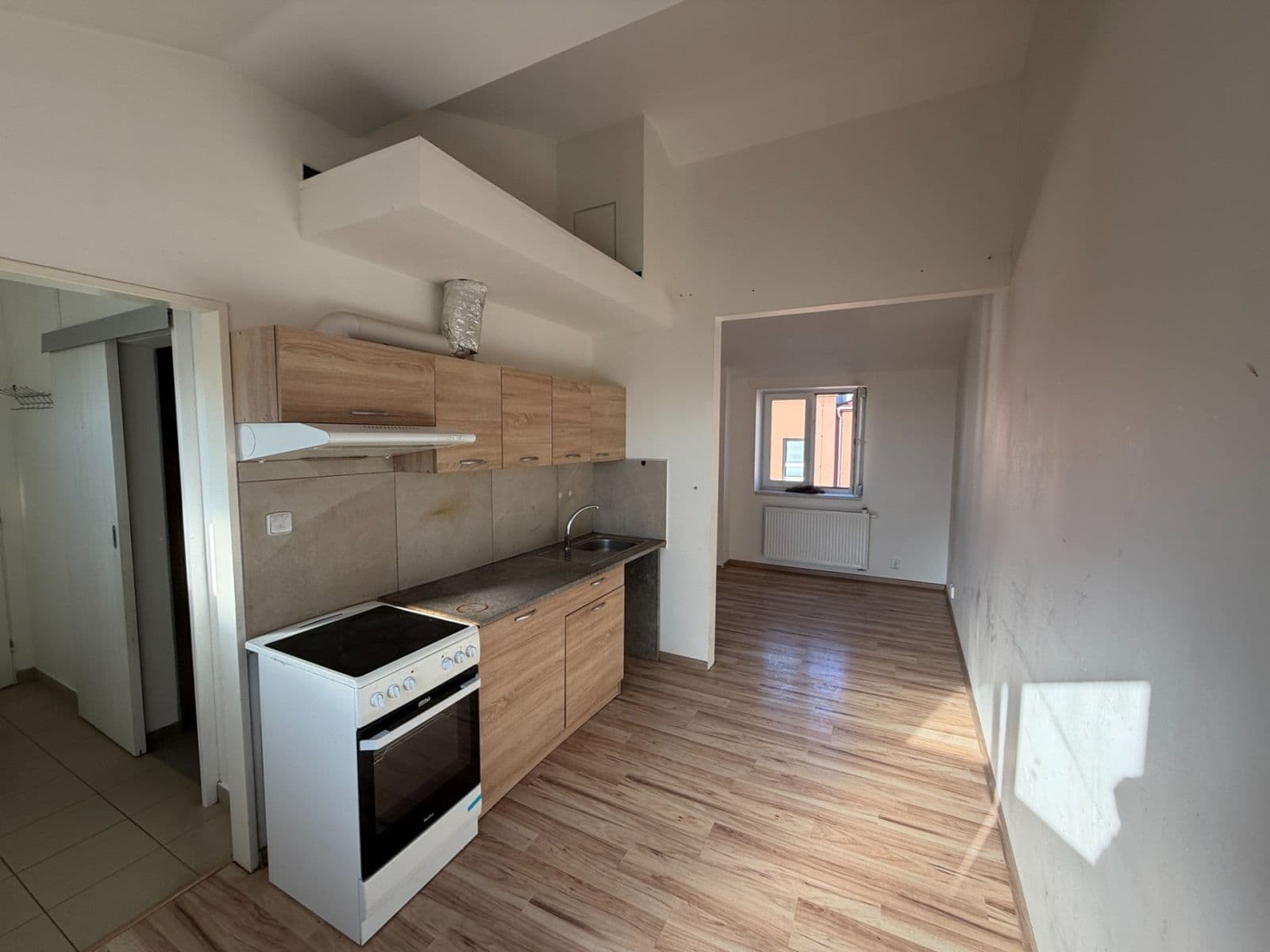 Pronájem bytu 1+kk 27 m², Rebešovická, Brno, Jihomoravský kraj Pronájem bytu 1+kk 27 m², Rebešovická, Brno, Jihomoravský kraj