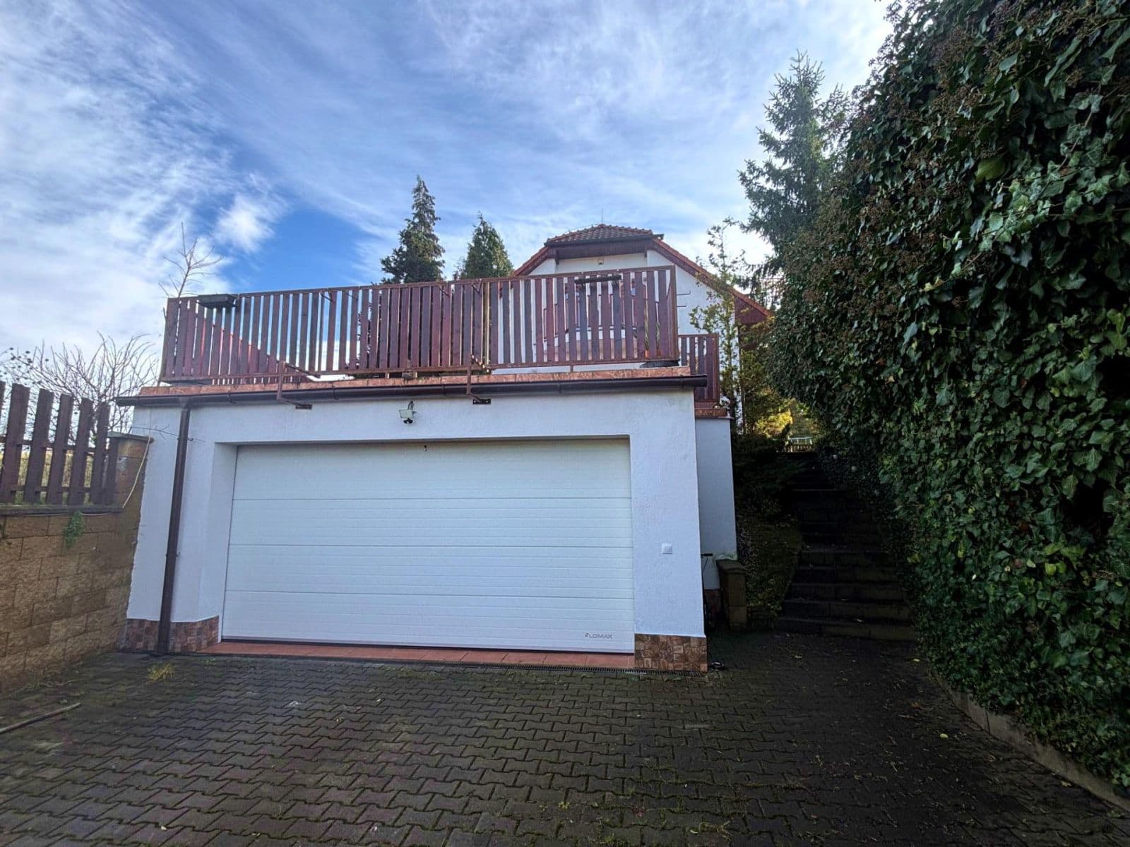 Prodej domu 347 m², pozemek 980 m², Ke Statenicím, Tuchoměřice, Středočeský kraj Prodej domu 347 m², pozemek 980 m², Ke Statenicím, Tuchoměřice, Středočeský kraj