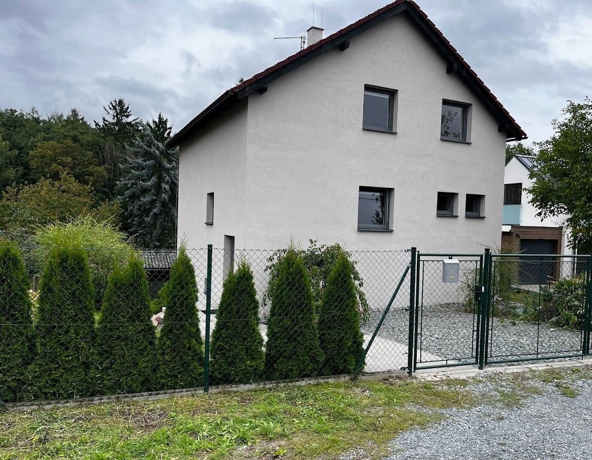 Prodej domu 200 m², pozemek 378 m², Plzeň, Plzeňský kraj Prodej domu 200 m², pozemek 378 m², Plzeň, Plzeňský kraj