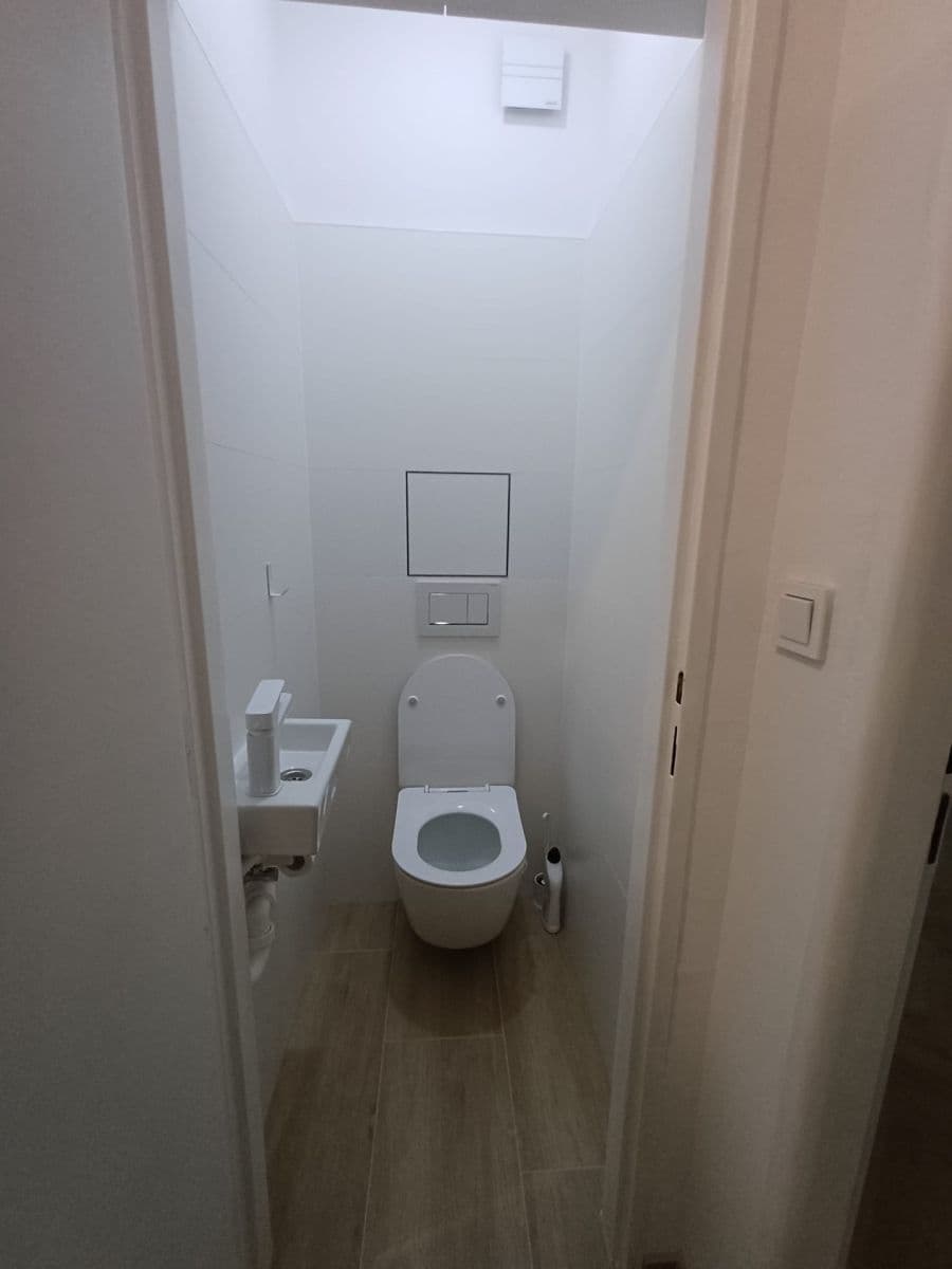 Pronájem bytu 2+1 67 m², Brno, Jihomoravský kraj Pronájem bytu 2+1 67 m², Brno, Jihomoravský kraj