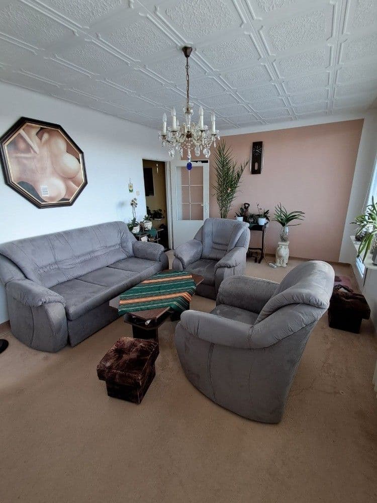 Prodej bytu 3+1 75 m², Pražského povstání, Benešov, Středočeský kraj Prodej bytu 3+1 75 m², Pražského povstání, Benešov, Středočeský kraj