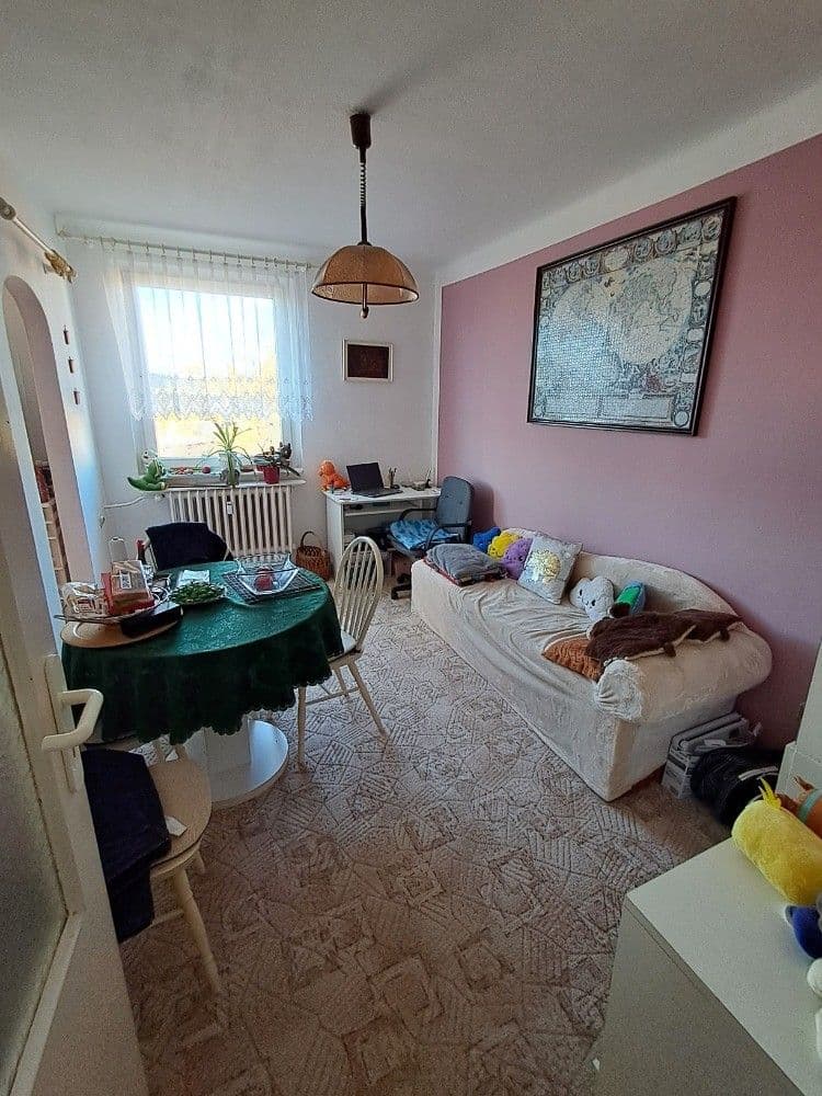 Prodej bytu 3+1 75 m², Pražského povstání, Benešov, Středočeský kraj Prodej bytu 3+1 75 m², Pražského povstání, Benešov, Středočeský kraj