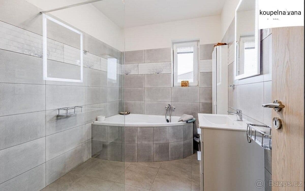 Pronájem domu 125 m², pozemek 1.193 m², Vrbovec, Jihomoravský kraj Pronájem domu 125 m², pozemek 1.193 m², Vrbovec, Jihomoravský kraj