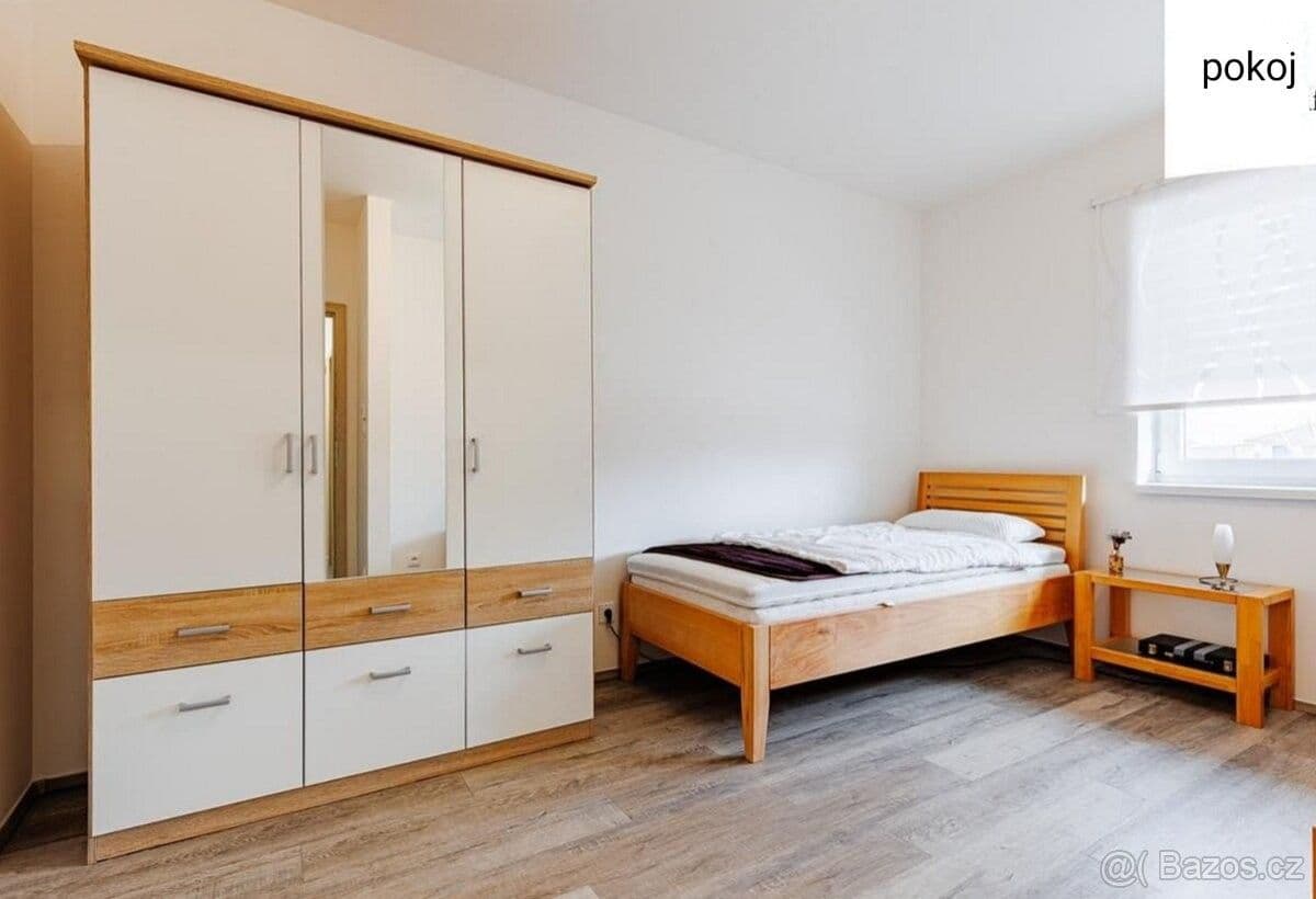 Pronájem domu 125 m², pozemek 1.193 m², Vrbovec, Jihomoravský kraj Pronájem domu 125 m², pozemek 1.193 m², Vrbovec, Jihomoravský kraj