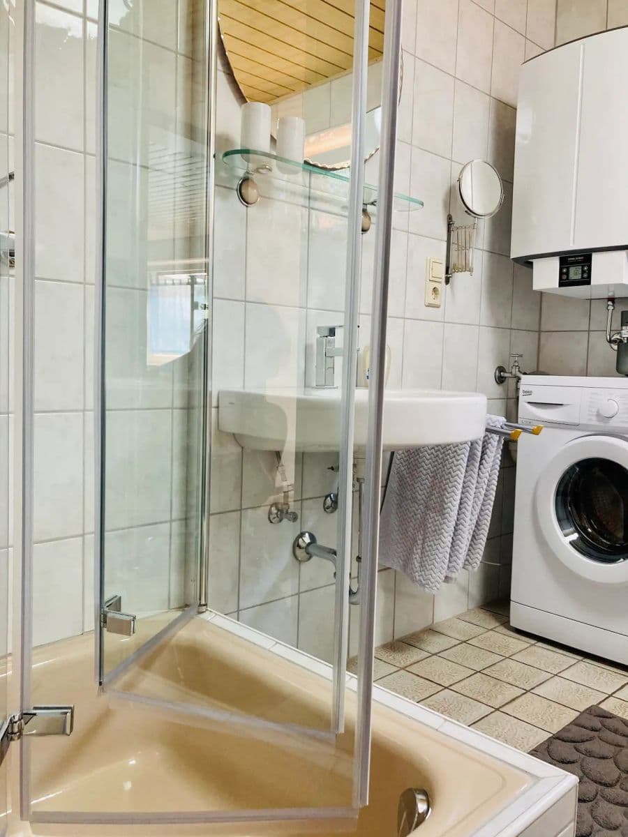 Pronájem bytu 1+kk 30 m², Godrova, Bratislava - mestská časť Staré Mesto, Bratislavský kraj Pronájem bytu 1+kk 30 m², Godrova, Bratislava - mestská časť Staré Mesto, Bratislavský kraj