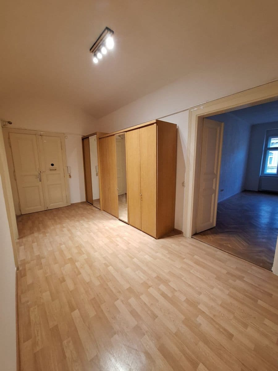 Pronájem bytu 3+kk 89 m², Korunní, Praha, Praha Pronájem bytu 3+kk 89 m², Korunní, Praha, Praha