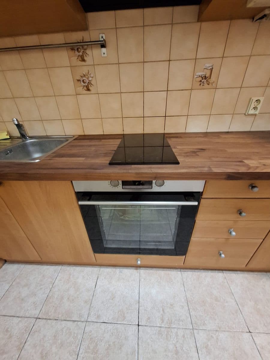 Pronájem bytu 3+kk 89 m², Korunní, Praha, Praha Pronájem bytu 3+kk 89 m², Korunní, Praha, Praha