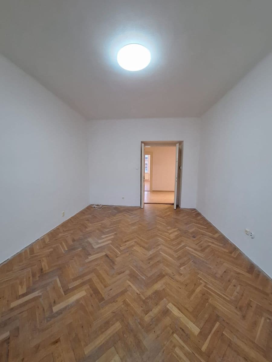 Pronájem bytu 3+kk 89 m², Korunní, Praha, Praha Pronájem bytu 3+kk 89 m², Korunní, Praha, Praha