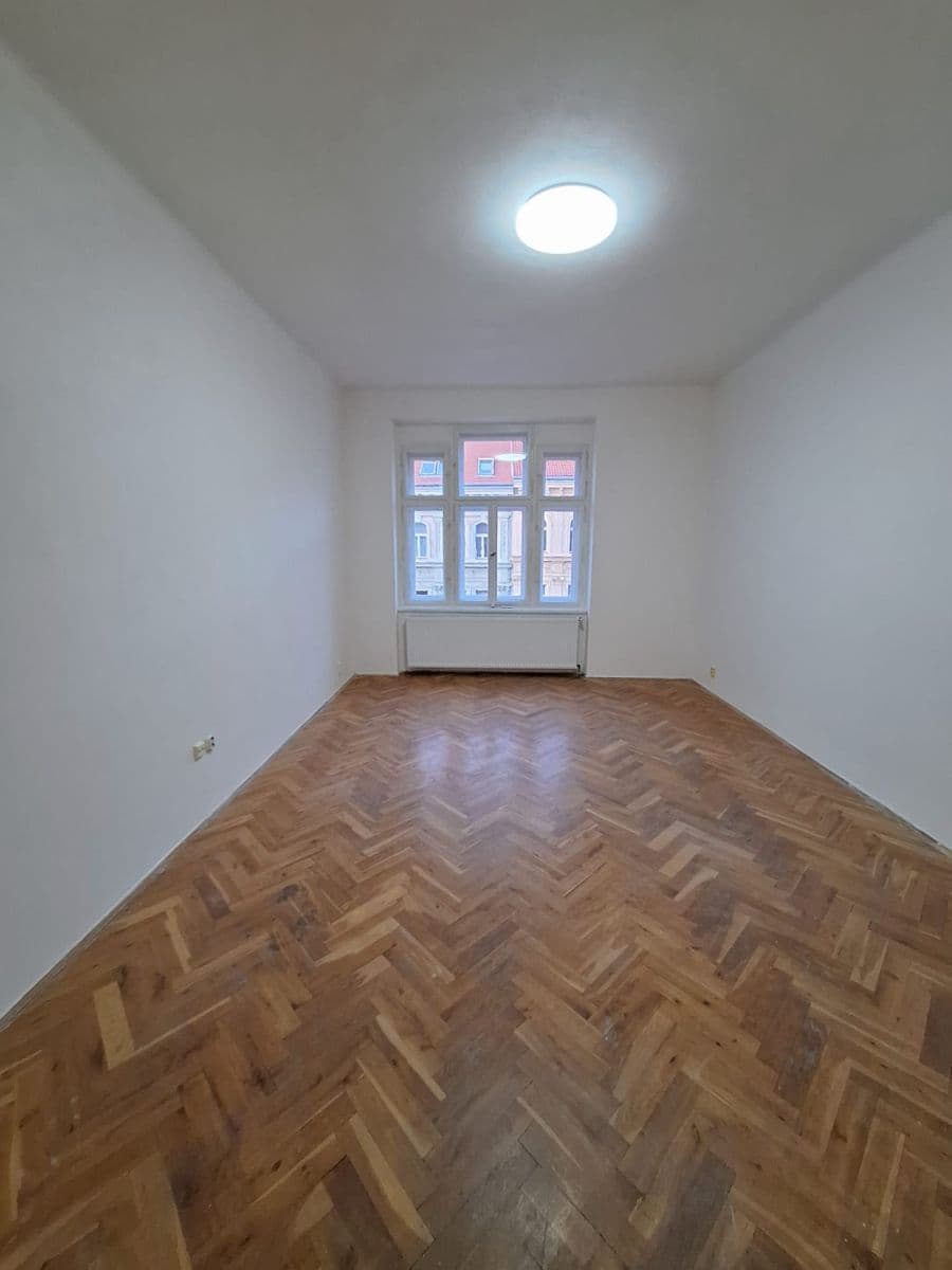Pronájem bytu 3+kk 89 m², Korunní, Praha, Praha Pronájem bytu 3+kk 89 m², Korunní, Praha, Praha