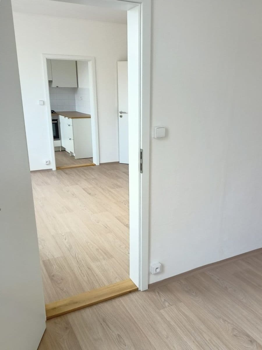 Pronájem bytu 2+1 44 m², Na Pastvisku, Opava, Moravskoslezský kraj Pronájem bytu 2+1 44 m², Na Pastvisku, Opava, Moravskoslezský kraj