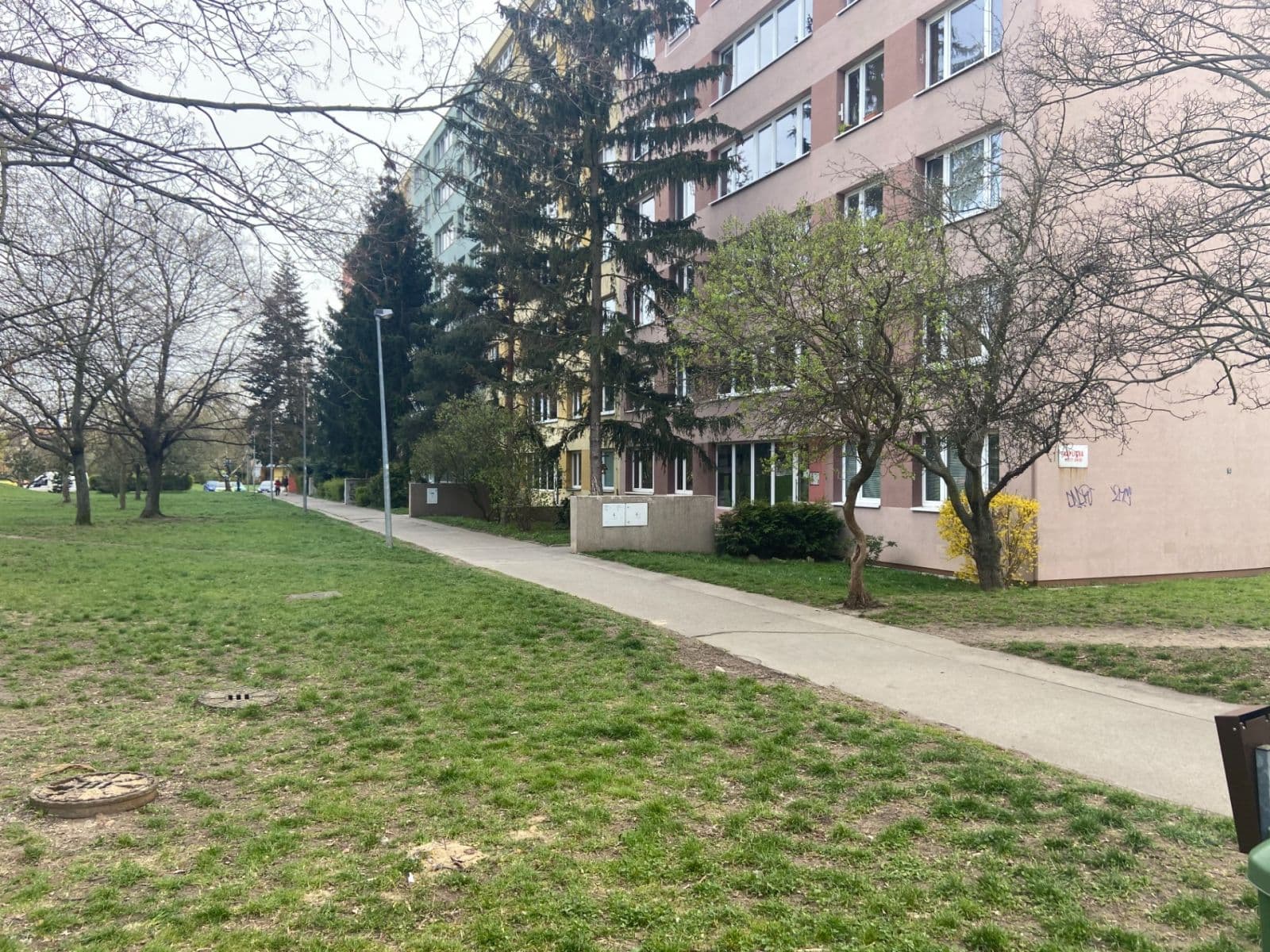 Prodej bytu 3+1 60 m², Kaplická, Praha, Praha Prodej bytu 3+1 60 m², Kaplická, Praha, Praha