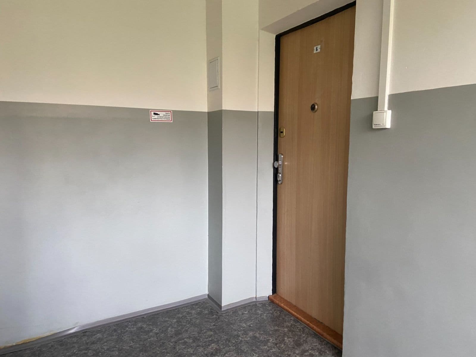 Prodej bytu 3+1 60 m², Kaplická, Praha, Praha Prodej bytu 3+1 60 m², Kaplická, Praha, Praha