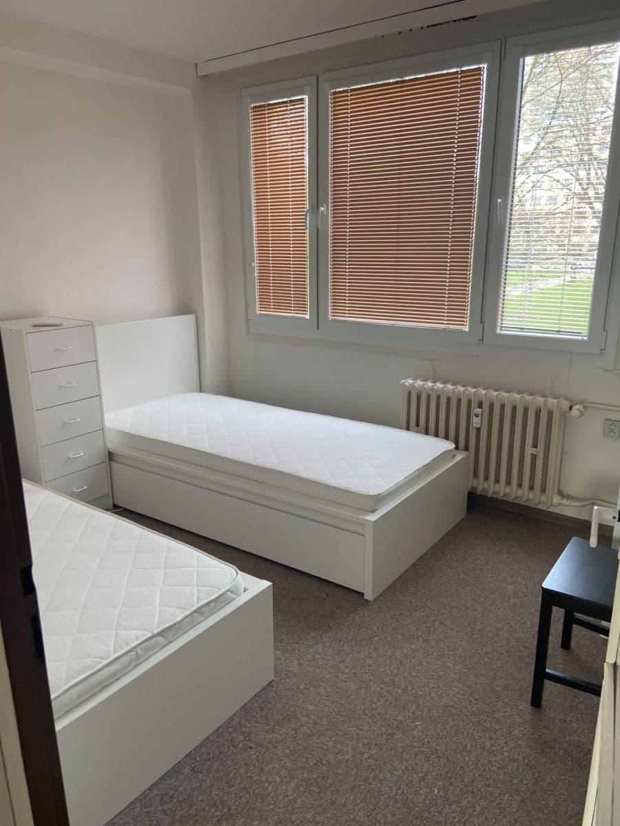 Prodej bytu 3+1 60 m², Kaplická, Praha, Praha Prodej bytu 3+1 60 m², Kaplická, Praha, Praha