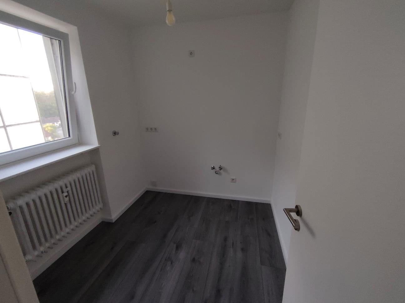 Pronájem bytu 3+1 52 m², Görlitzer Str. 2, Lauf an der Pegnitz, Bavorsko Pronájem bytu 3+1 52 m², Görlitzer Str. 2, Lauf an der Pegnitz, Bavorsko