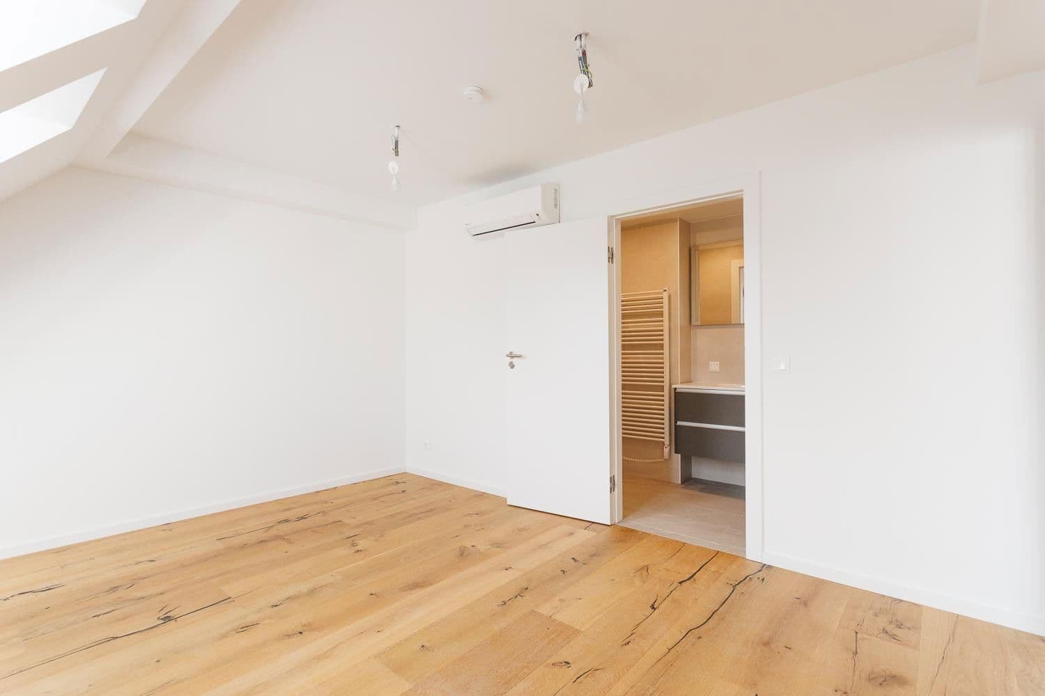 Pronájem bytu 3+1 115 m², Bräuhausgasse 8, Wien, Wien Pronájem bytu 3+1 115 m², Bräuhausgasse 8, Wien, Wien