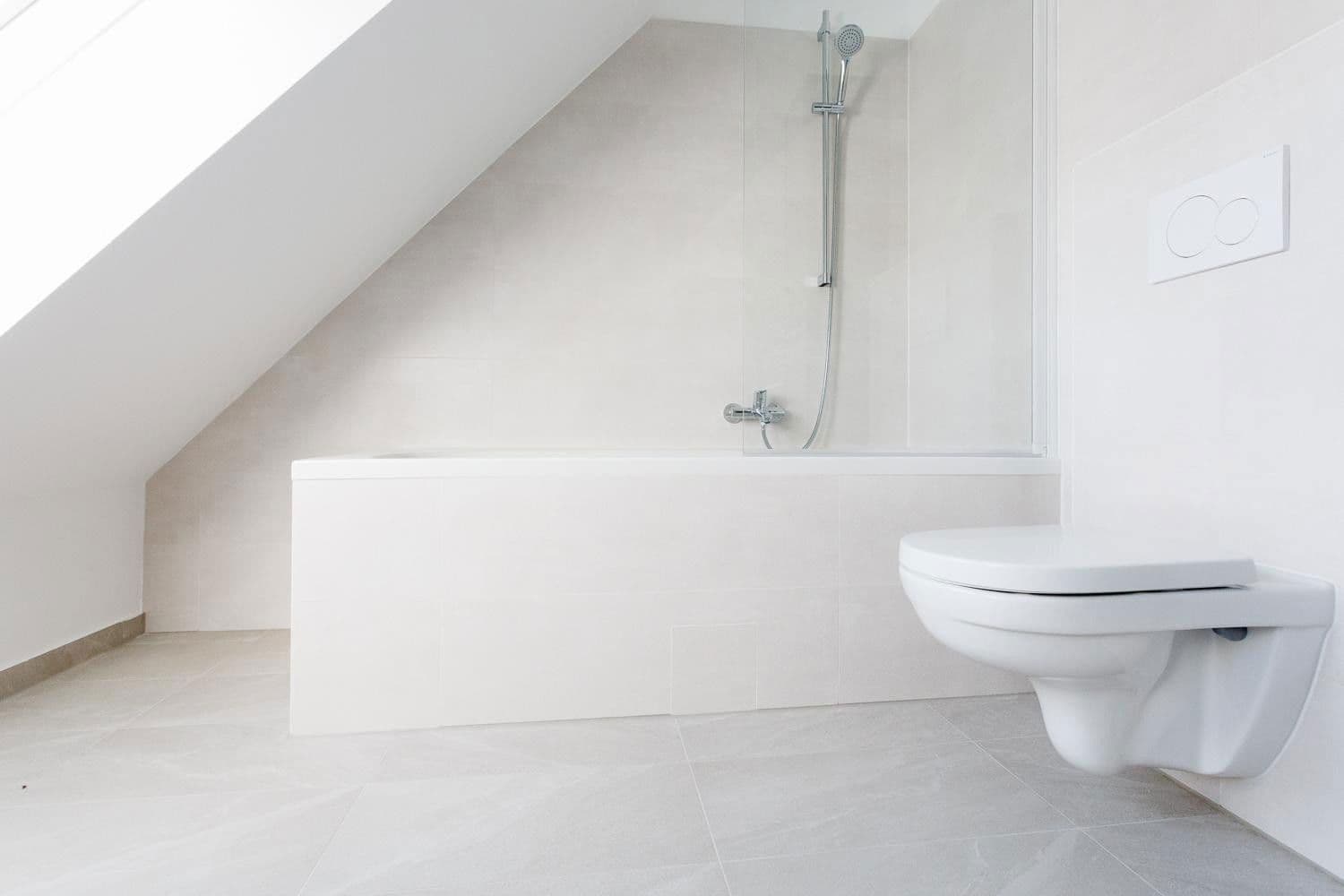 Pronájem bytu 3+1 115 m², Bräuhausgasse 8, Wien, Wien Pronájem bytu 3+1 115 m², Bräuhausgasse 8, Wien, Wien