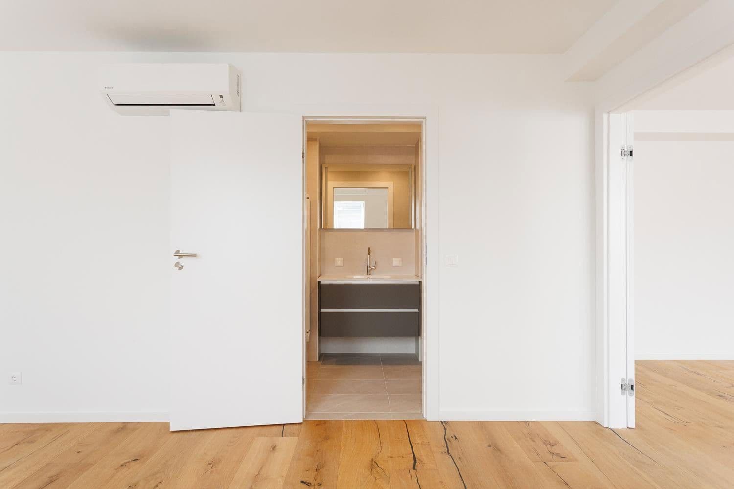 Pronájem bytu 3+1 115 m², Bräuhausgasse 8, Wien, Wien Pronájem bytu 3+1 115 m², Bräuhausgasse 8, Wien, Wien