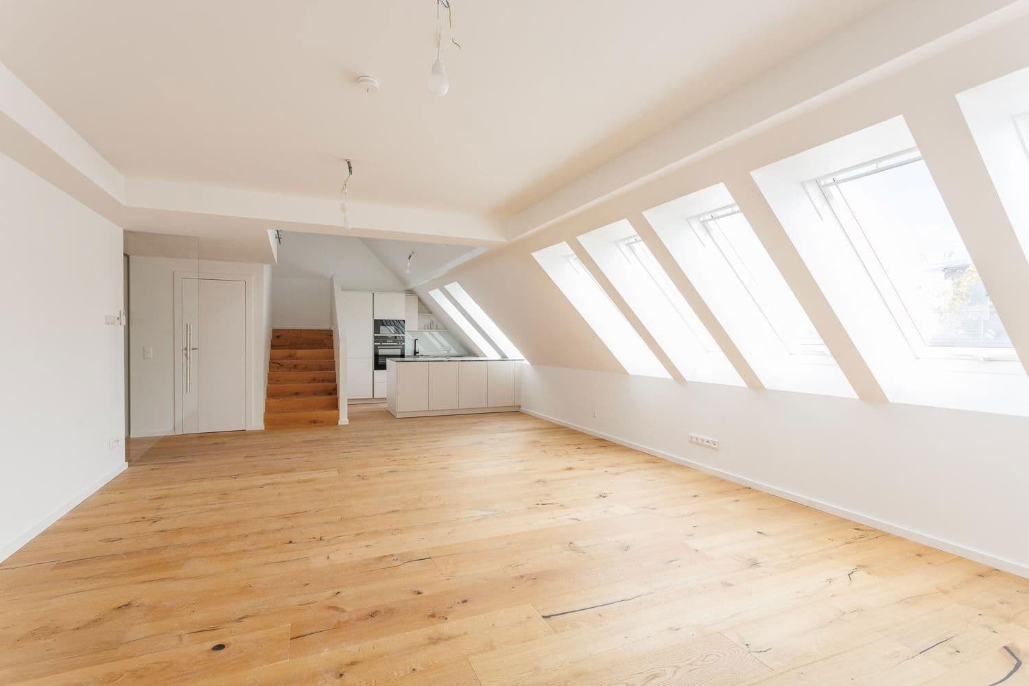 Pronájem bytu 3+1 115 m², Bräuhausgasse 8, Wien, Wien Pronájem bytu 3+1 115 m², Bräuhausgasse 8, Wien, Wien