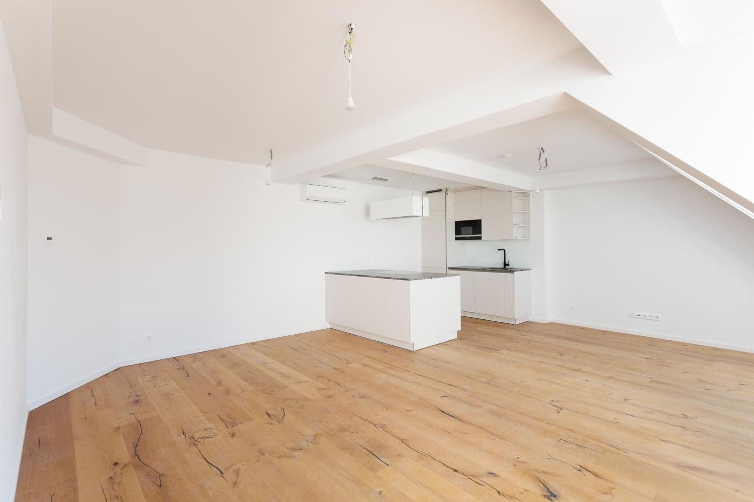 Pronájem bytu 2+1 71 m², Bräuhausgasse 8, Wien, Wien Pronájem bytu 2+1 71 m², Bräuhausgasse 8, Wien, Wien