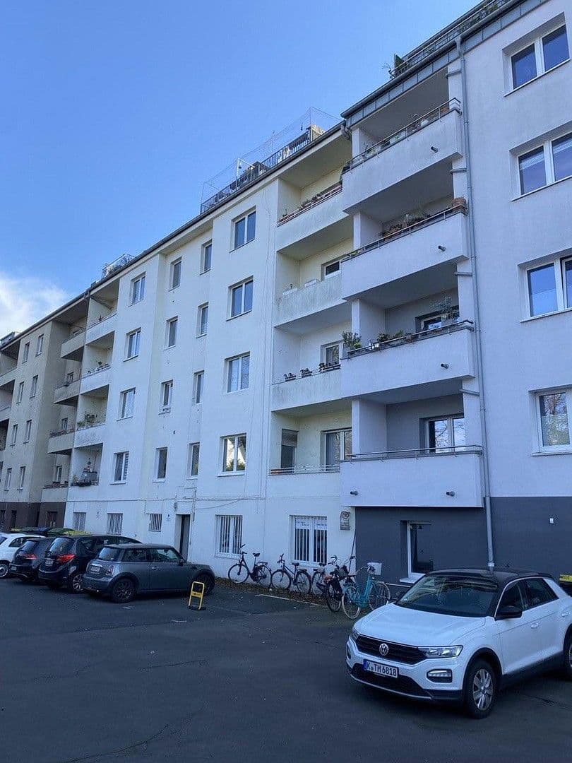 Prodej bytu 203 m², Aachener Straße 450, Köln, Severní Porýní-Vestfálsko Prodej bytu 203 m², Aachener Straße 450, Köln, Severní Porýní-Vestfálsko