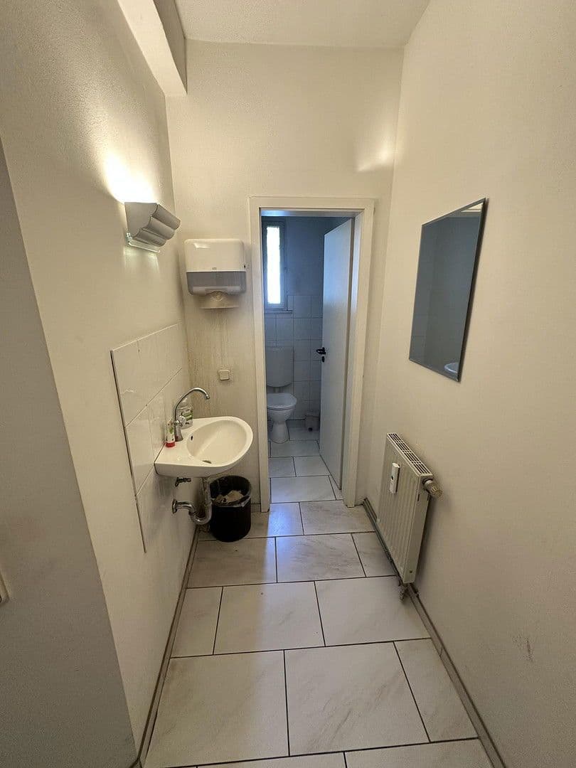 Prodej bytu 203 m², Aachener Straße 450, Köln, Severní Porýní-Vestfálsko Prodej bytu 203 m², Aachener Straße 450, Köln, Severní Porýní-Vestfálsko