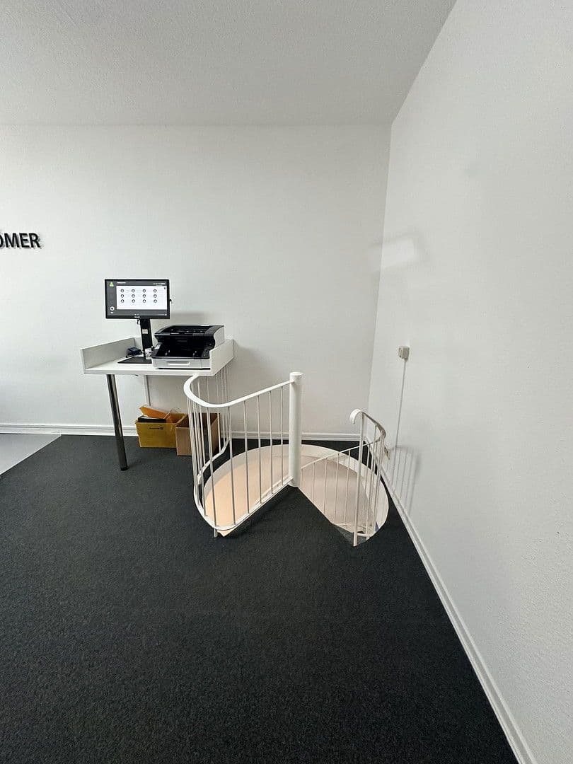 Prodej bytu 203 m², Aachener Straße 450, Köln, Severní Porýní-Vestfálsko Prodej bytu 203 m², Aachener Straße 450, Köln, Severní Porýní-Vestfálsko