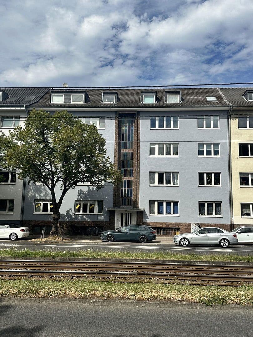 Prodej bytu 203 m², Aachener Straße 450, Köln, Severní Porýní-Vestfálsko Prodej bytu 203 m², Aachener Straße 450, Köln, Severní Porýní-Vestfálsko