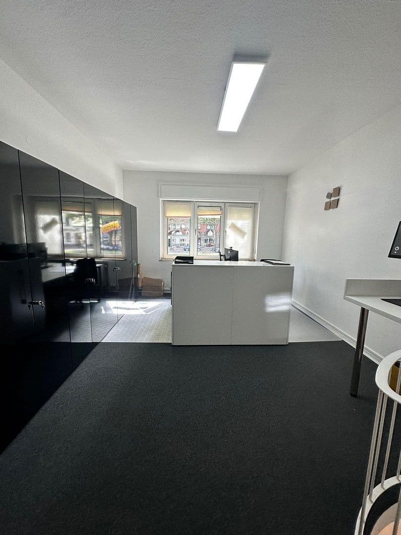 Prodej bytu 203 m², Aachener Straße 450, Köln, Severní Porýní-Vestfálsko Prodej bytu 203 m², Aachener Straße 450, Köln, Severní Porýní-Vestfálsko