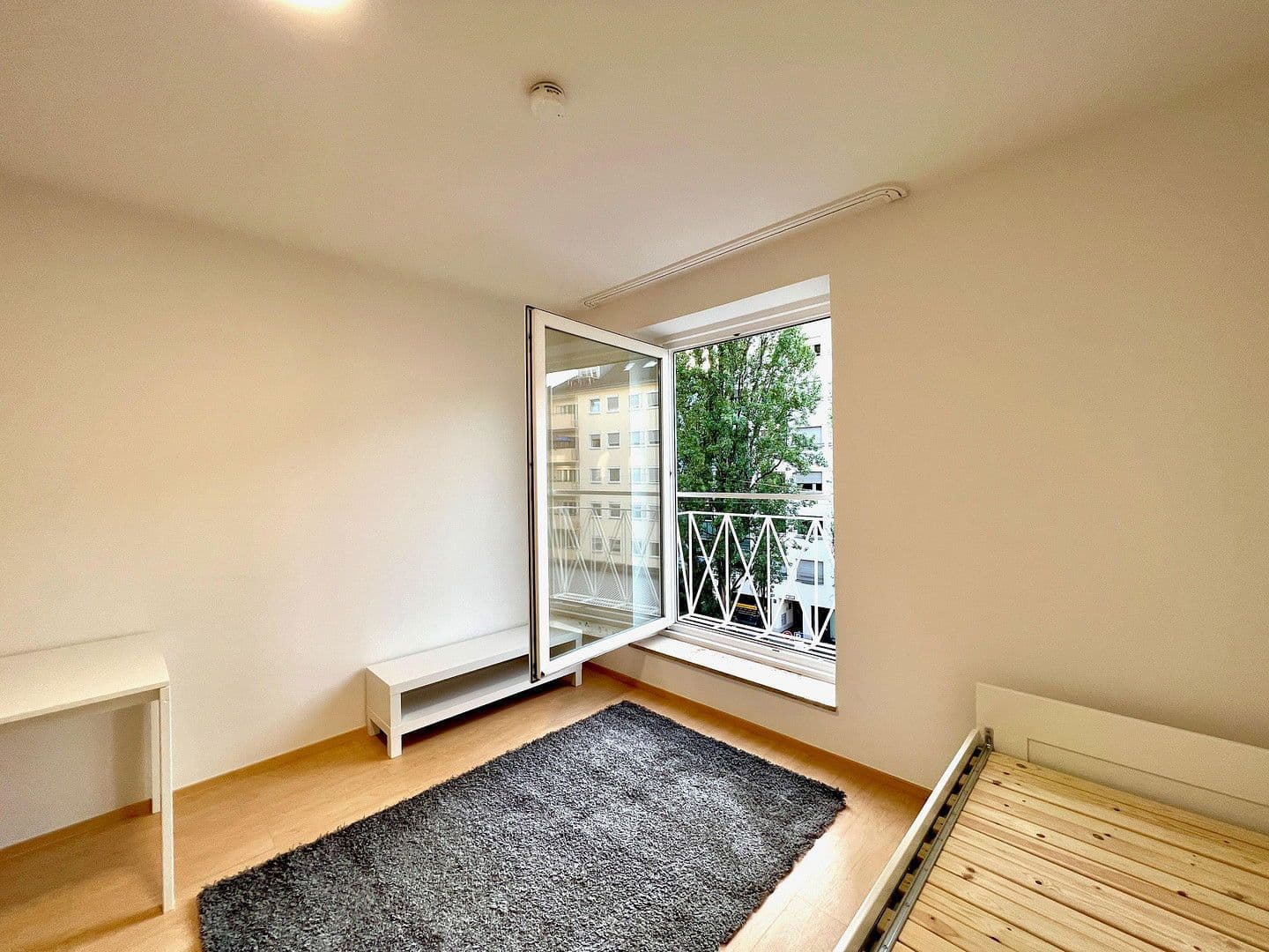 Pronájem bytu 1+1 19 m², Falkenstraße 33, München, Bavorsko Pronájem bytu 1+1 19 m², Falkenstraße 33, München, Bavorsko