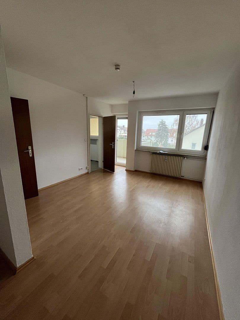 Pronájem bytu 1+1 30 m², Zollnerstraße 82a, Bamberg, Bavorsko Pronájem bytu 1+1 30 m², Zollnerstraße 82a, Bamberg, Bavorsko