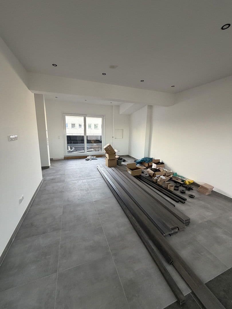 Pronájem domu 200 m², pozemek 100 m², Ofenbach, Hessen Pronájem domu 200 m², pozemek 100 m², Ofenbach, Hessen