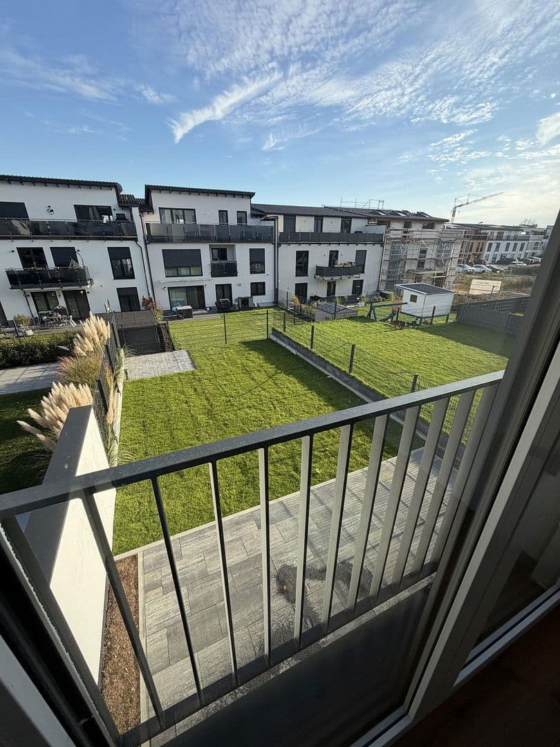 Pronájem domu 200 m², pozemek 100 m², Ofenbach, Hessen Pronájem domu 200 m², pozemek 100 m², Ofenbach, Hessen