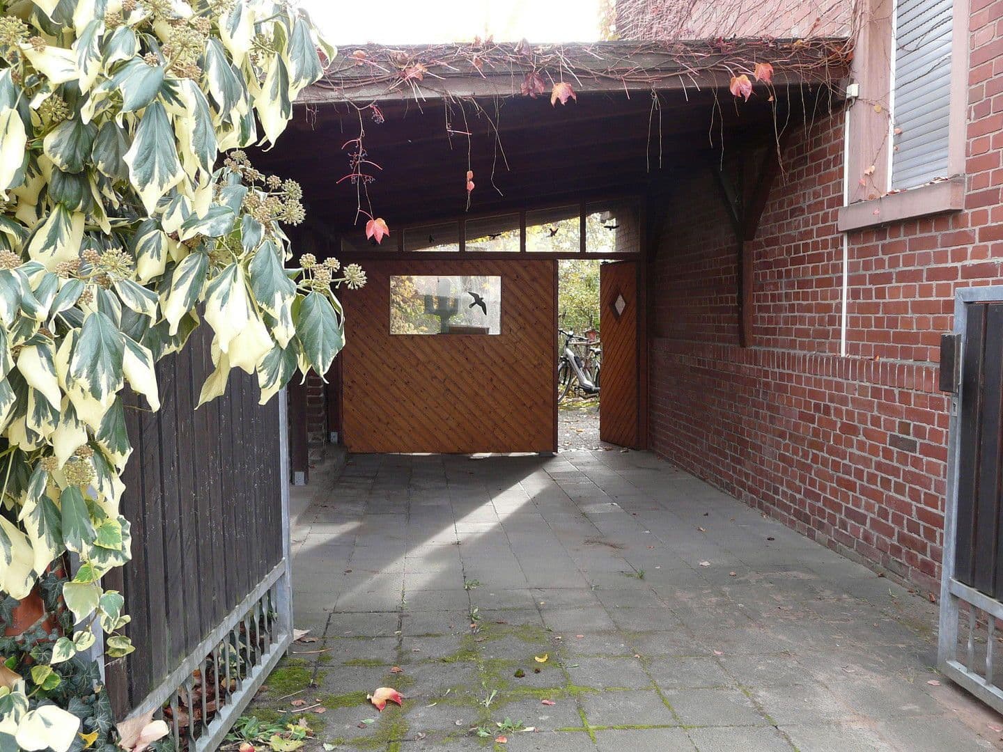 Prodej domu 160 m², pozemek 346 m², Weiterstädter Strasse 74, Darmstadt, Hessen Prodej domu 160 m², pozemek 346 m², Weiterstädter Strasse 74, Darmstadt, Hessen