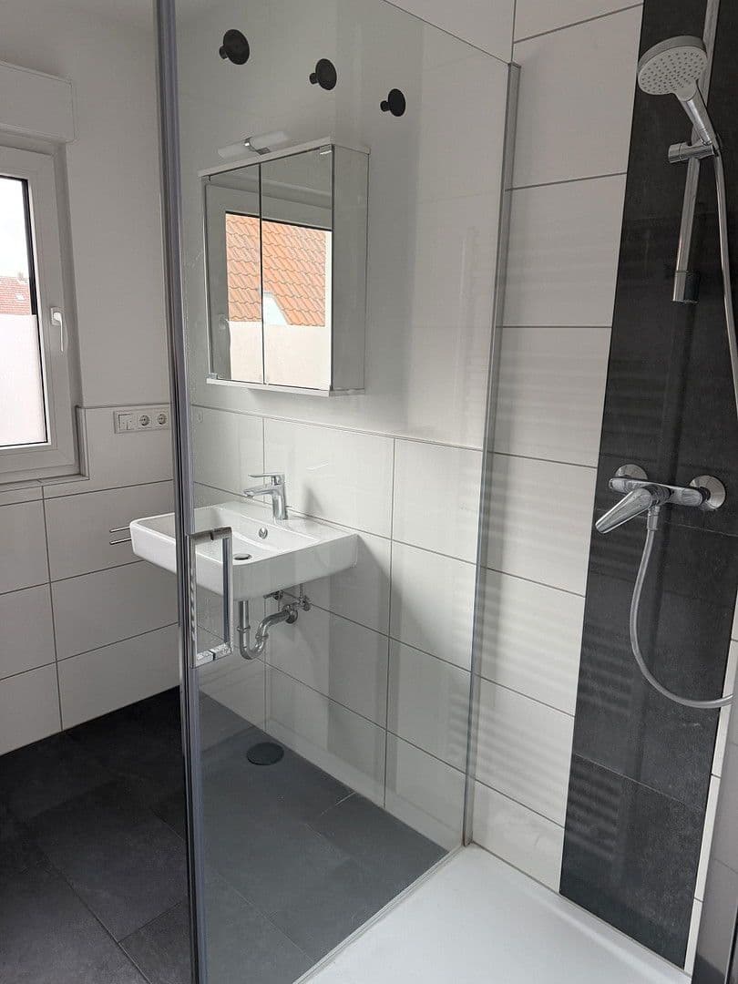 Pronájem bytu 3+1 79 m², Freigericht, Hessen Pronájem bytu 3+1 79 m², Freigericht, Hessen
