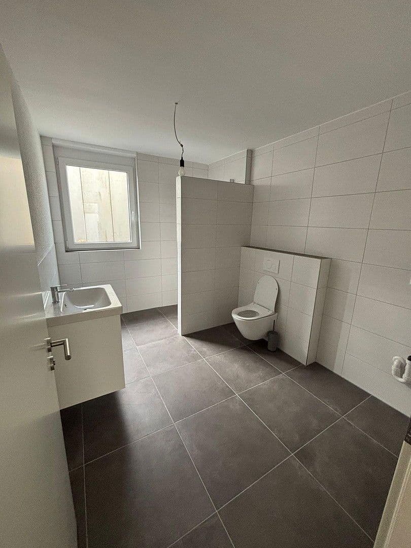 Pronájem bytu 2+1 66 m², Massenbachhausen, Bádensko-Württembersko Pronájem bytu 2+1 66 m², Massenbachhausen, Bádensko-Württembersko