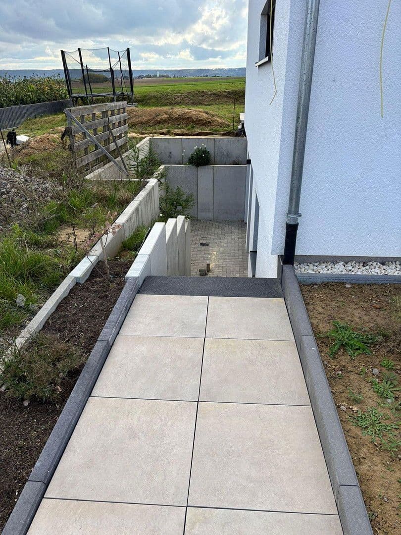 Pronájem bytu 2+1 66 m², Massenbachhausen, Bádensko-Württembersko Pronájem bytu 2+1 66 m², Massenbachhausen, Bádensko-Württembersko