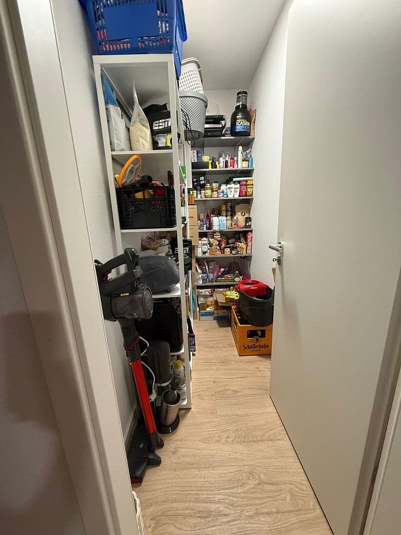 Pronájem bytu 4+1 94 m², Rosbach v. d. Höhe, Hessen Pronájem bytu 4+1 94 m², Rosbach v. d. Höhe, Hessen